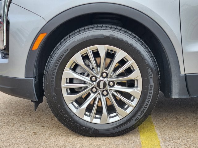 2024 Cadillac XT4 FWD Premium Luxury