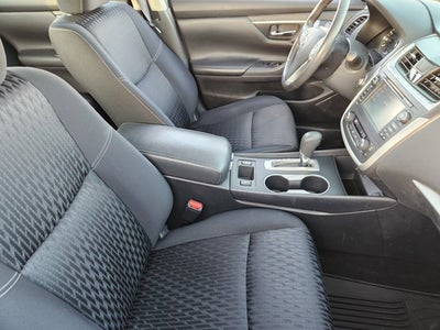 2017 Nissan Altima 2.5 SV