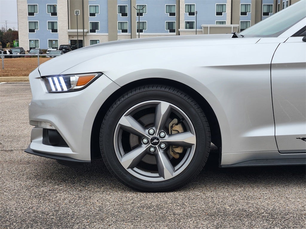 2016 Ford Mustang V6