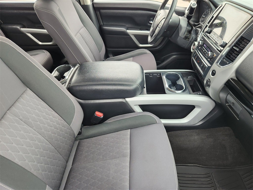 2021 Nissan Titan SV