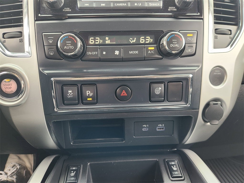 2021 Nissan Titan SV