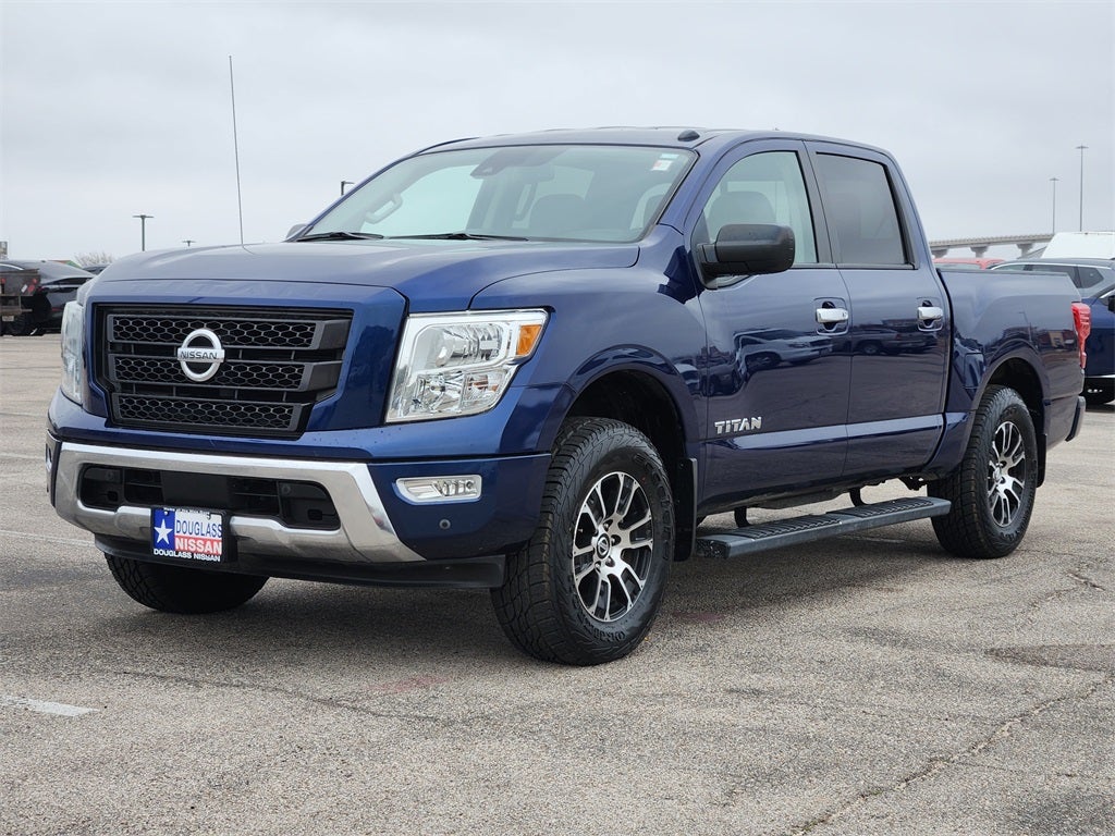 2021 Nissan Titan SV