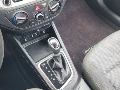 2021 Hyundai Accent SE