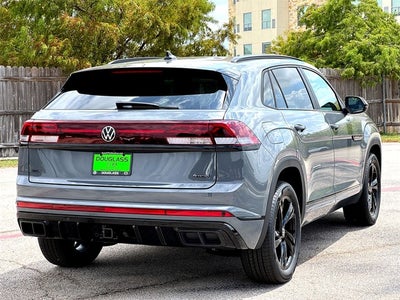 2026 Volkswagen Atlas Cross Sport 2.0T SEL R-Line Black