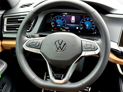 2026 Volkswagen Atlas Cross Sport 2.0T SEL R-Line Black