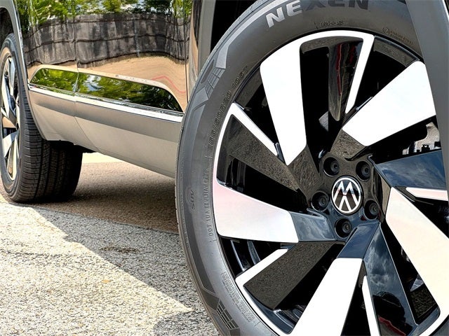 2026 Volkswagen Atlas Cross Sport 2.0T SEL