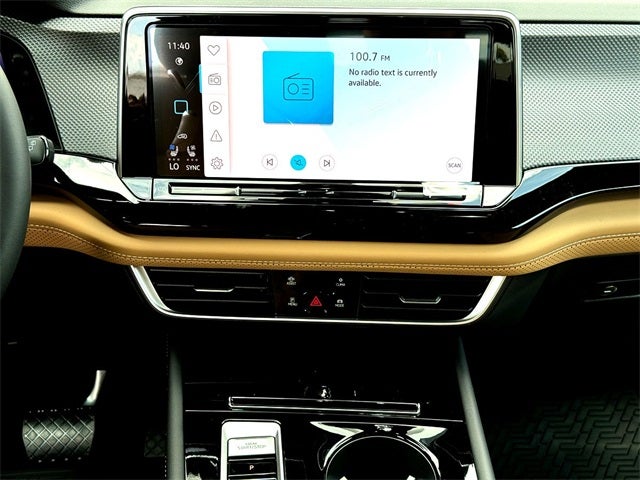 2026 Volkswagen Atlas Cross Sport 2.0T SEL