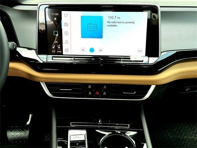 2026 Volkswagen Atlas Cross Sport 2.0T SEL