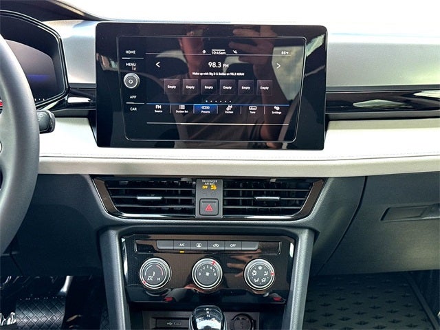 2025 Volkswagen Taos 1.5T S