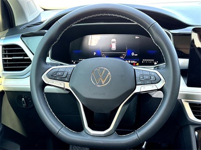 2025 Volkswagen Taos 1.5T SE