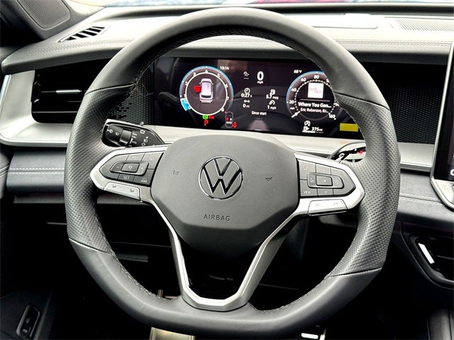 2026 Volkswagen Tiguan 2.0T SE R-Line Black