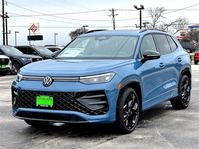 2026 Volkswagen Tiguan 2.0T SE R-Line Black