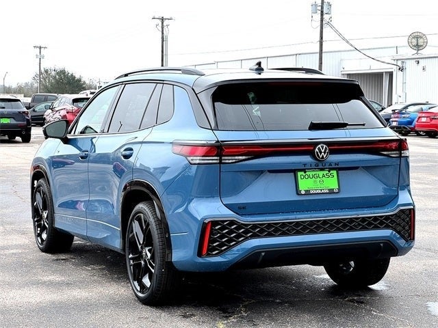 2026 Volkswagen Tiguan 2.0T SE R-Line Black