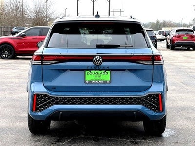 2026 Volkswagen Tiguan 2.0T SE R-Line Black