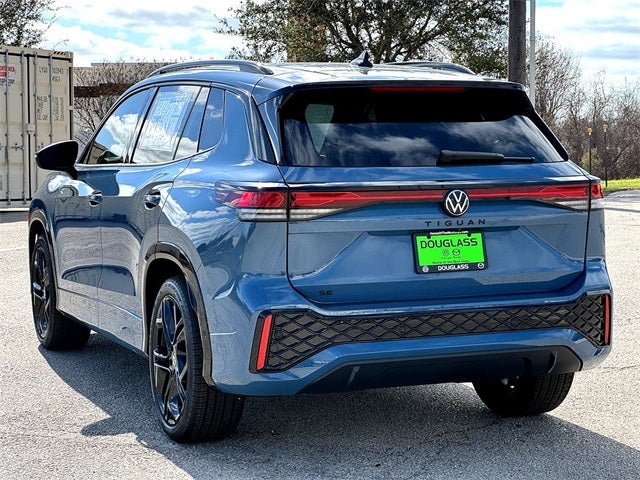 2026 Volkswagen Tiguan 2.0T SE R-Line Black