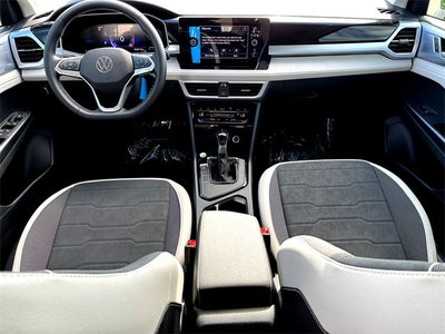 2026 Volkswagen Taos 1.5T SE