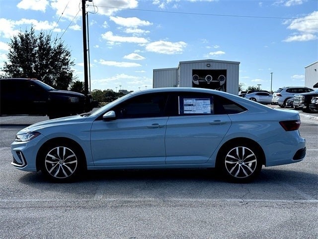2025 Volkswagen Jetta 1.5T SE