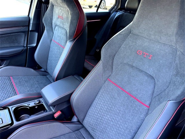 2026 Volkswagen Golf GTI 2.0T SE