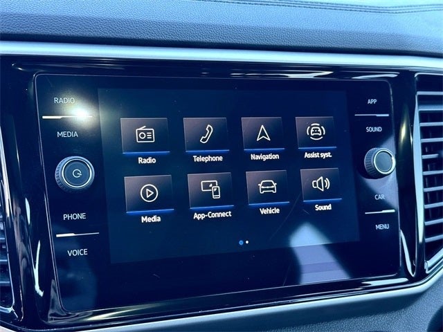 2022 Volkswagen Atlas Cross Sport 3.6L V6 SE w/Technology