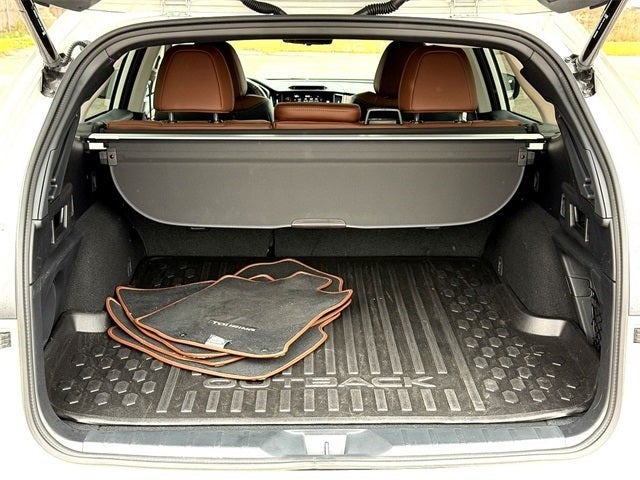 2023 Subaru Outback Touring XT