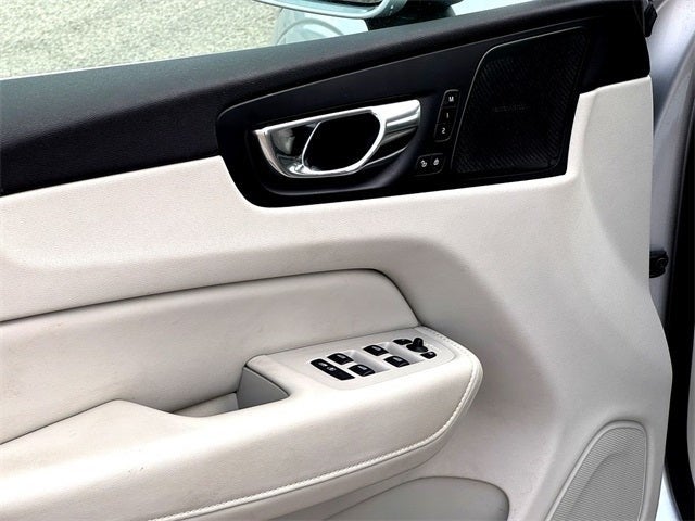 2021 Volvo XC60 T5 Inscription